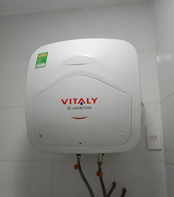 Bình nóng lạnh Ariston Vitaly 30L chính hãng giá tốt nhất