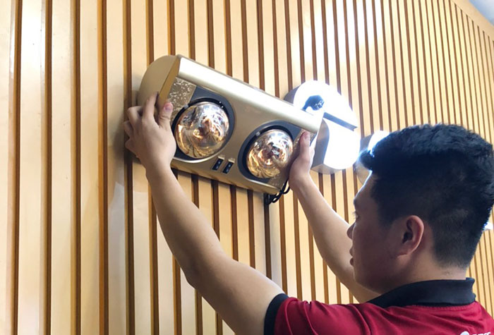 Đèn sưởi nhà tắm Kottmann 2 bóng K2B-NV